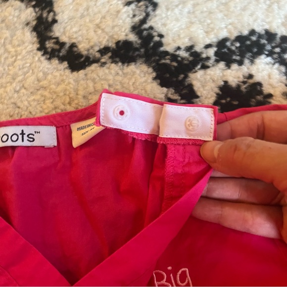 Scoots Brand Hot Pink Embroidered Big Sister Scrub Set Size 3T - Picture 5 of 7